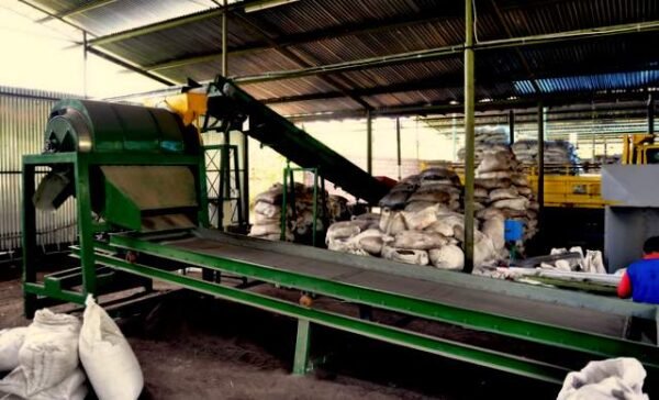 Conveyor Pemilah Sampah